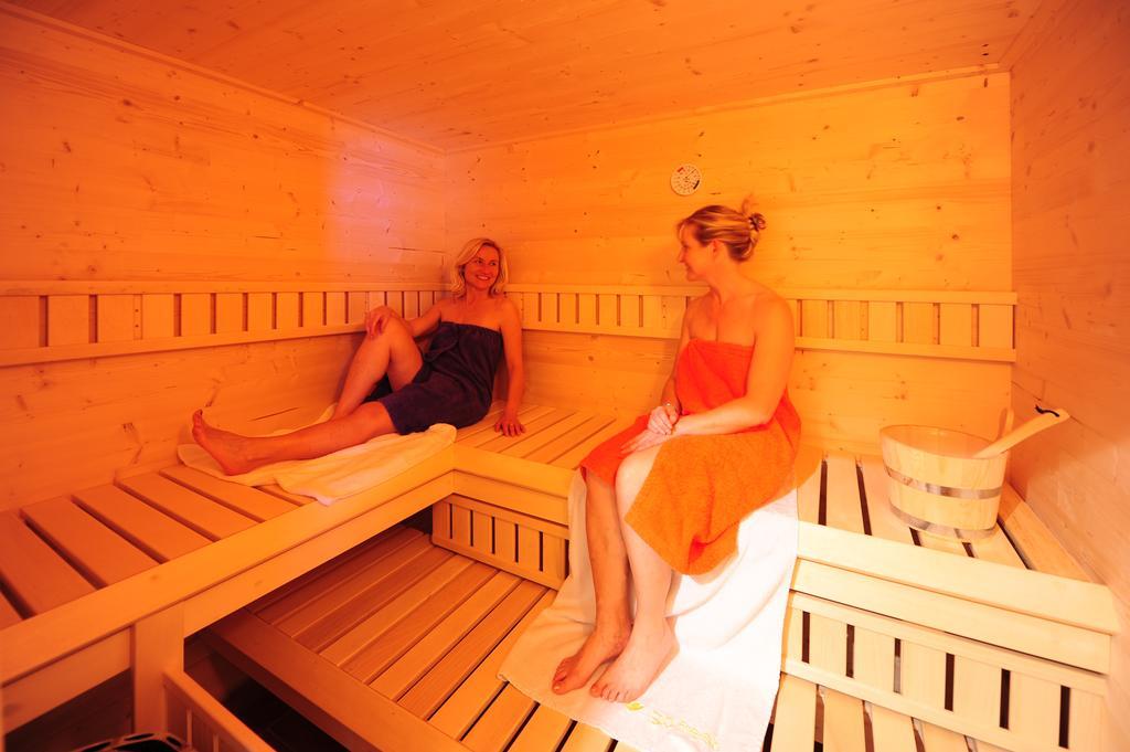 Feriendorf Am Hahnenkamm Reutte Habitación foto
